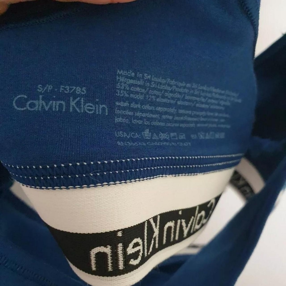 Calvin klien blue/white spellout sports bra.Size small uk 8BNWT - Picture 3 of 4